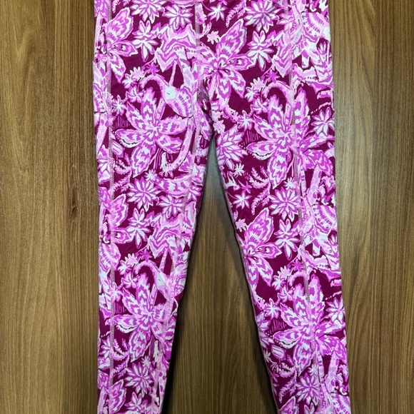 NWOT LILLY PULITZER Upf 50+ Luxletic 24" Weekender High-rise Midi Legging In Mul - Picture 2 of 2